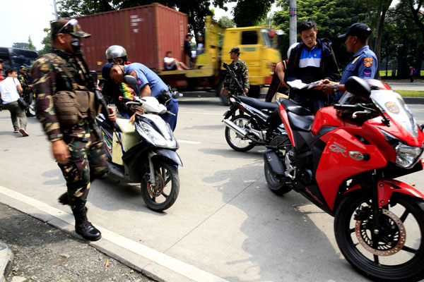 090916-checkpoint-mpd-army-afp