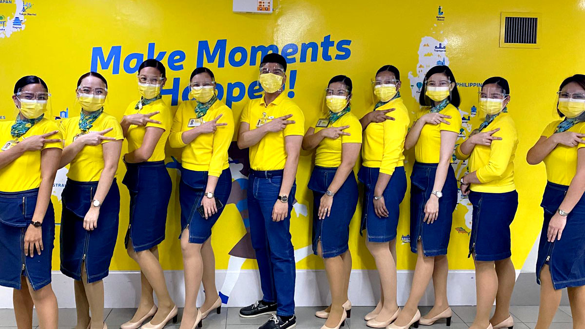 Cebu Pacific crew, Covid-19 vaccine