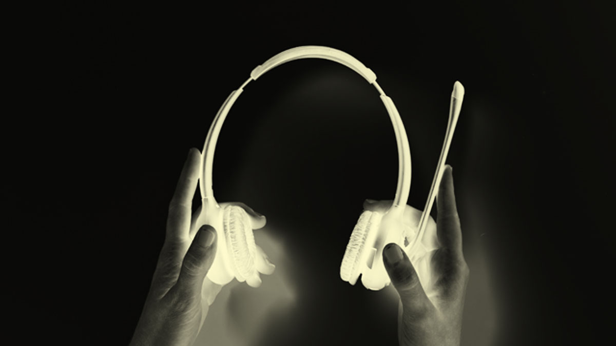 Headphone, call center agent
