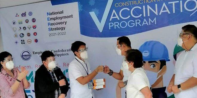 Daniel Fernando, Bulacan, Covid-19 vaccine