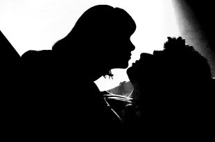 Blind Item, matinee idol, woman on top