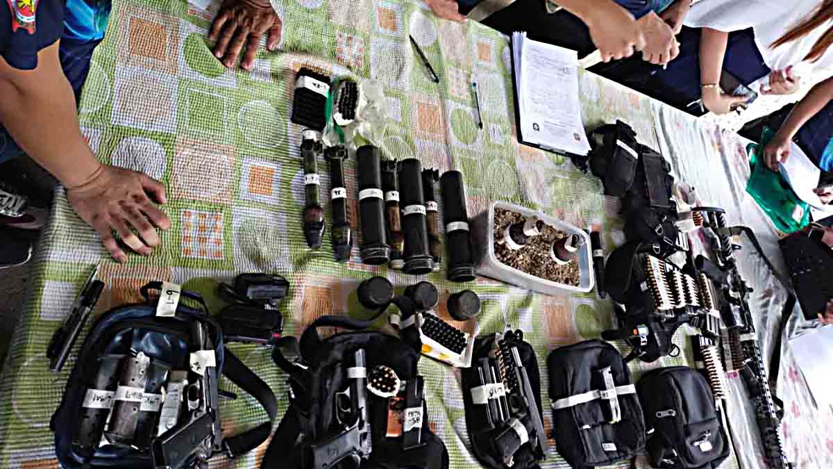 Sa San Juan, Batangas SARI-SARING BARIL, PAMPASABOG NAKOMPISKA Boy Palatino