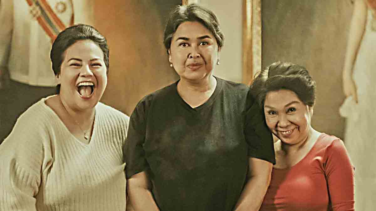 Elizabeth Oropesa Karla Estrada Beverly Salviejo