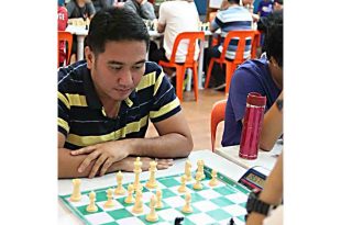 Bob Jones Liwagon Chess
