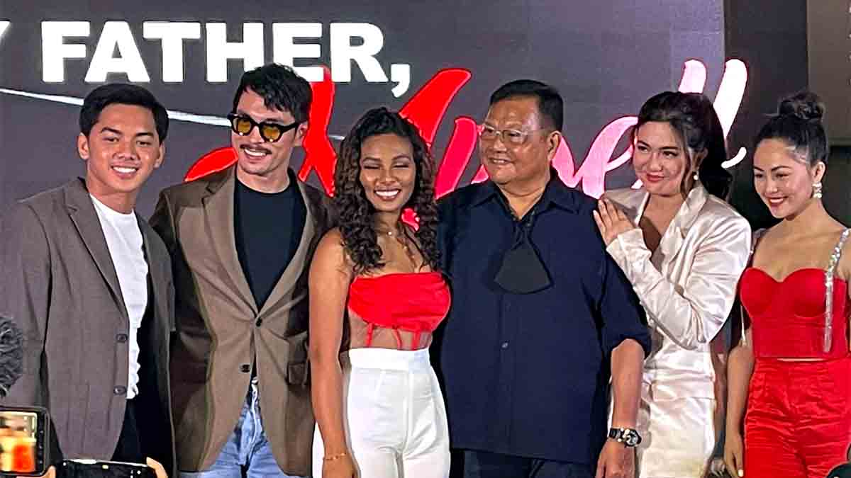 Sean de Guzman Jake Cuenca Len Carillo Joel Lamangan Dimples Romana