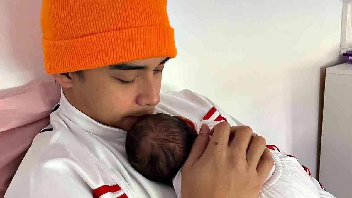 Diego Loyzaga baby