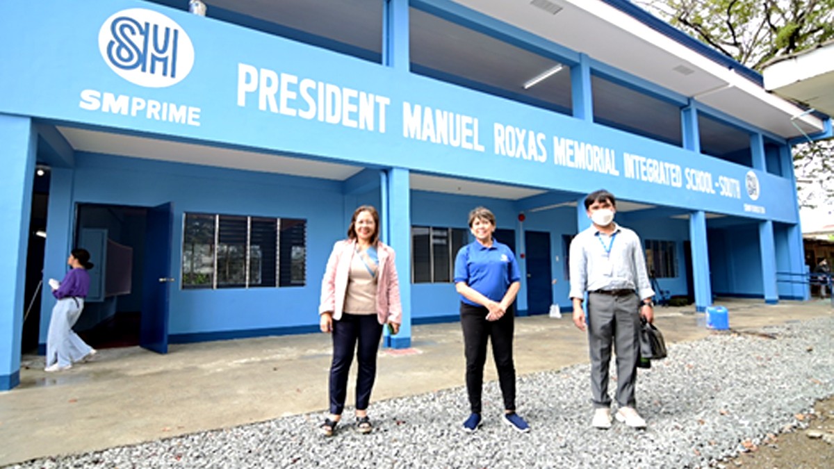 SM 104th schoolbuilding