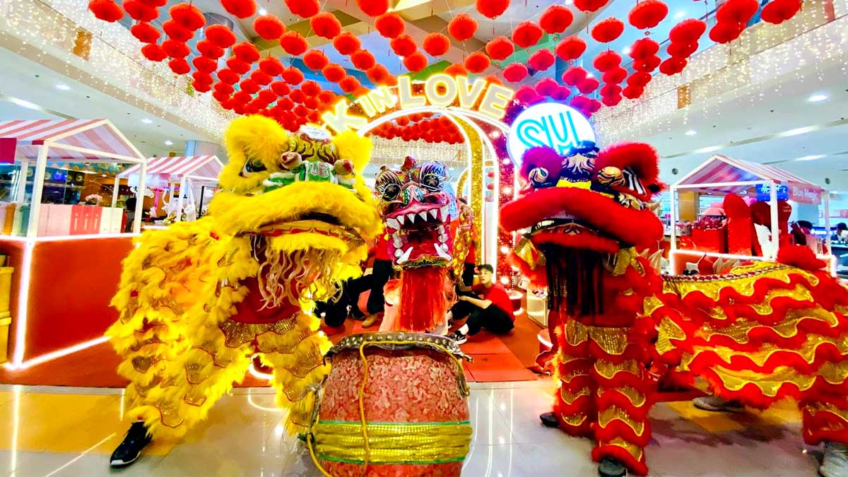 Lion Dragon dance Chinese New Year SM Bulacan malls