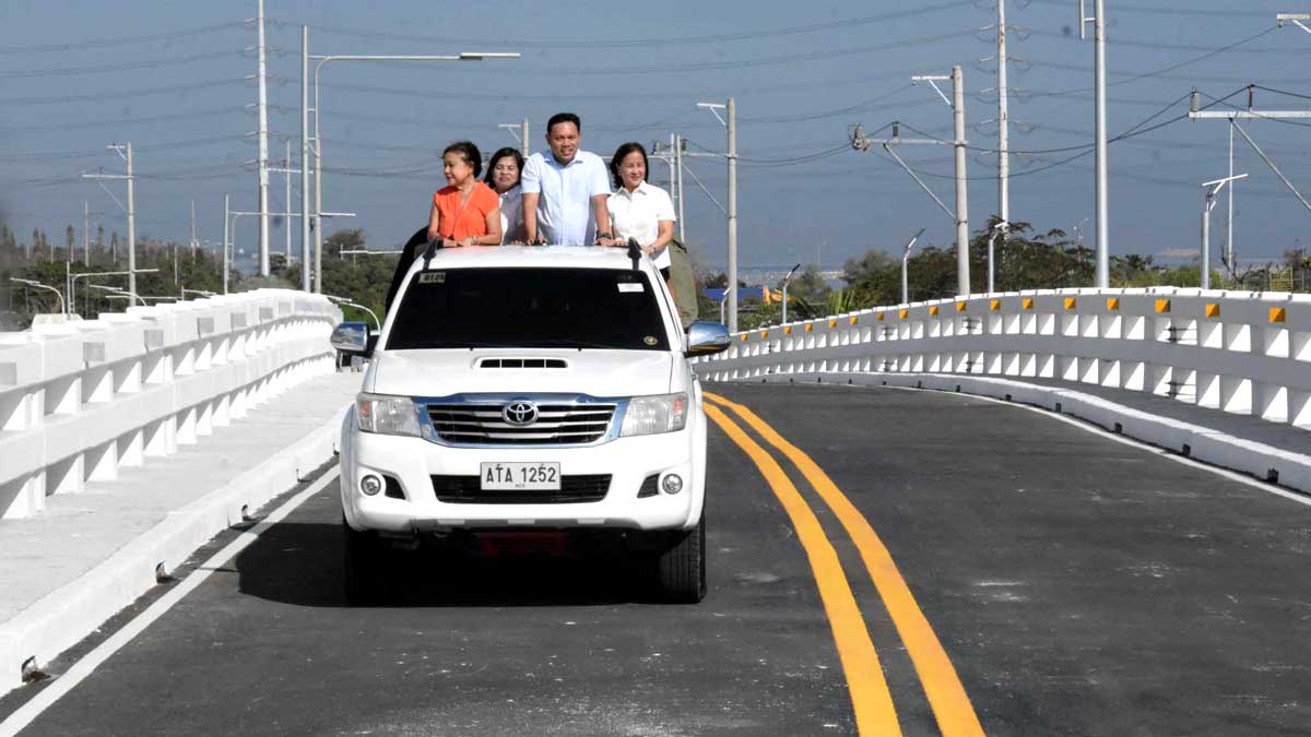 C5 Quirino flyover Villar