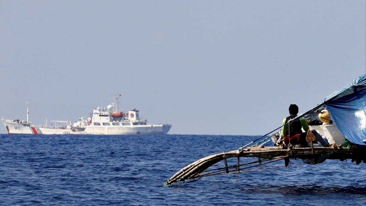 filipino fishermen west philippine sea WPS