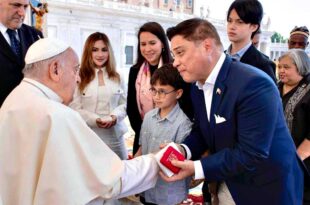 Migz Zubiri Pope Francis