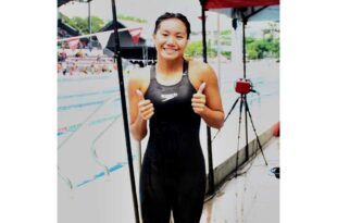 Patricia Santor Swimming