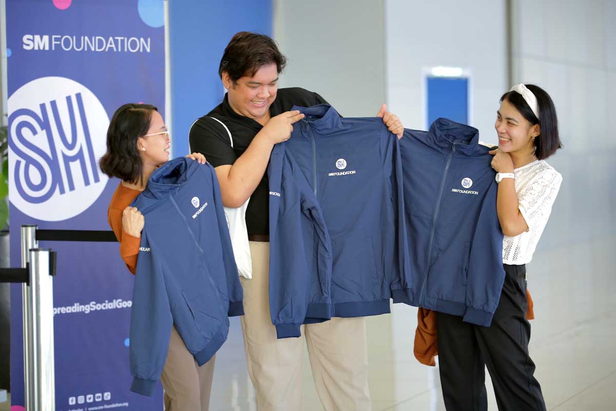 SM Foundation opens 2025 College Scholarship Application 5