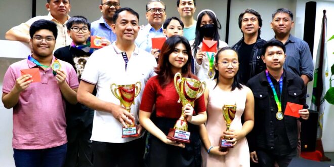 Racasa kampeon sa Battle of the Calendrical Savants Tournament
