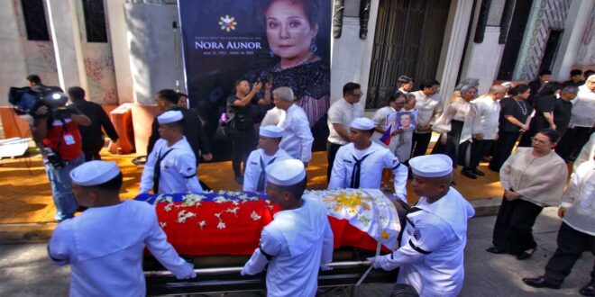 Nora Aunor Pagpupugay Ng Bayan