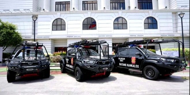 Caloocan LGU nagkaloob ng 3 trucks sa Police Station