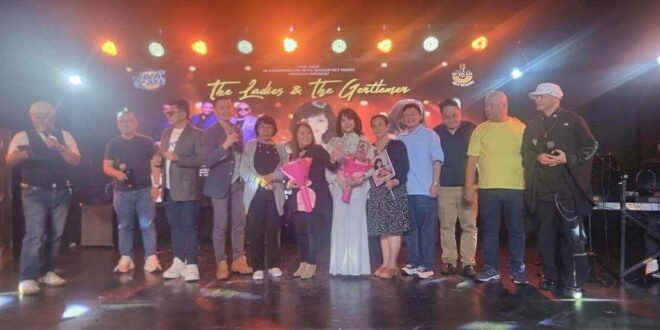 Jos Garcia Flippers 3rd Gen Viva Cafe Concert