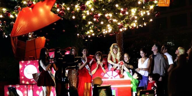 Vice Ganda Araneta Xmas Tree