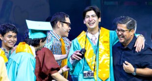 Aga kitang-kita pagka-proud kay Andres sa Bagets, The Musical