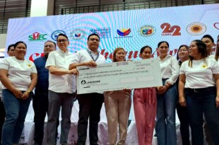 Over 360 Iloilo families get P50M housing aid from SHFC, DHSUD