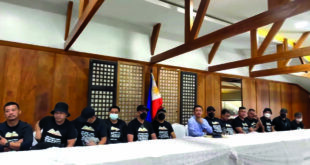 18 Ex-Marine soldiers kompirmadong naghatid ng male-maletang salapi kay dating Speaker Martin Romualdez