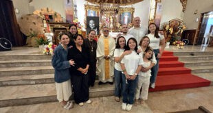 Nora Aunor Lotlot de Leon Kenneth de Leon Matet de Leon