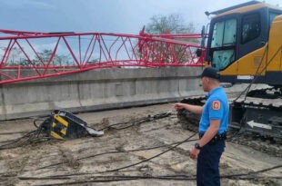 LABORER TODAS SA BIGA NG 10-TAON GINAGAWANG TULAY SA ABRA DE ILOG Occidental Mindoro