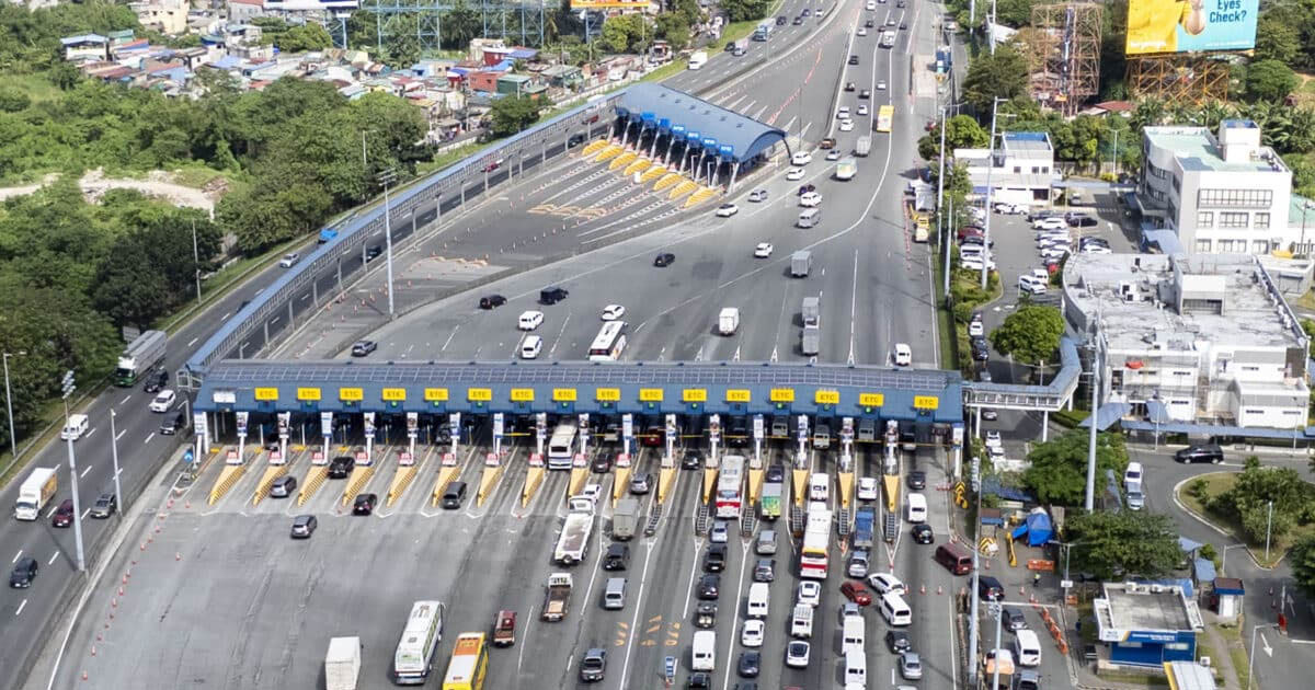 NLEX Road