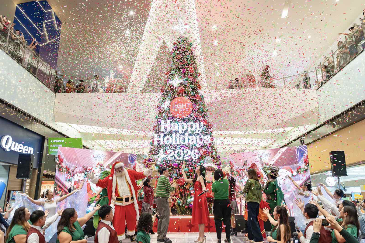 SMDC Light Mall Christmas Comes to Light